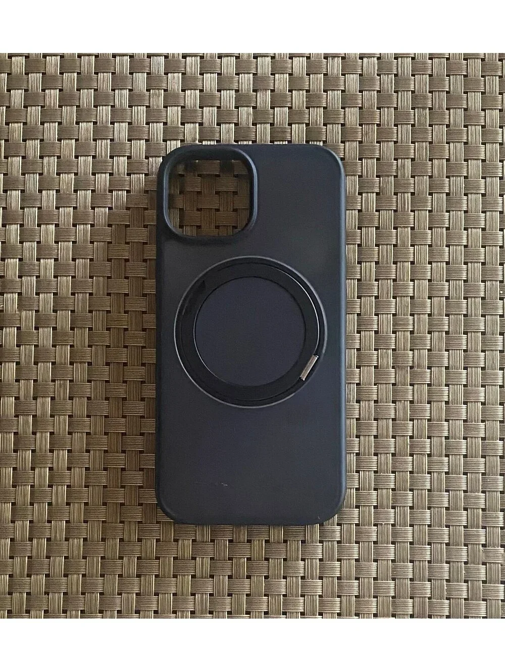 Torras 360 degree Rotatable Stand Case for iPhone 15/14 Black Translucent